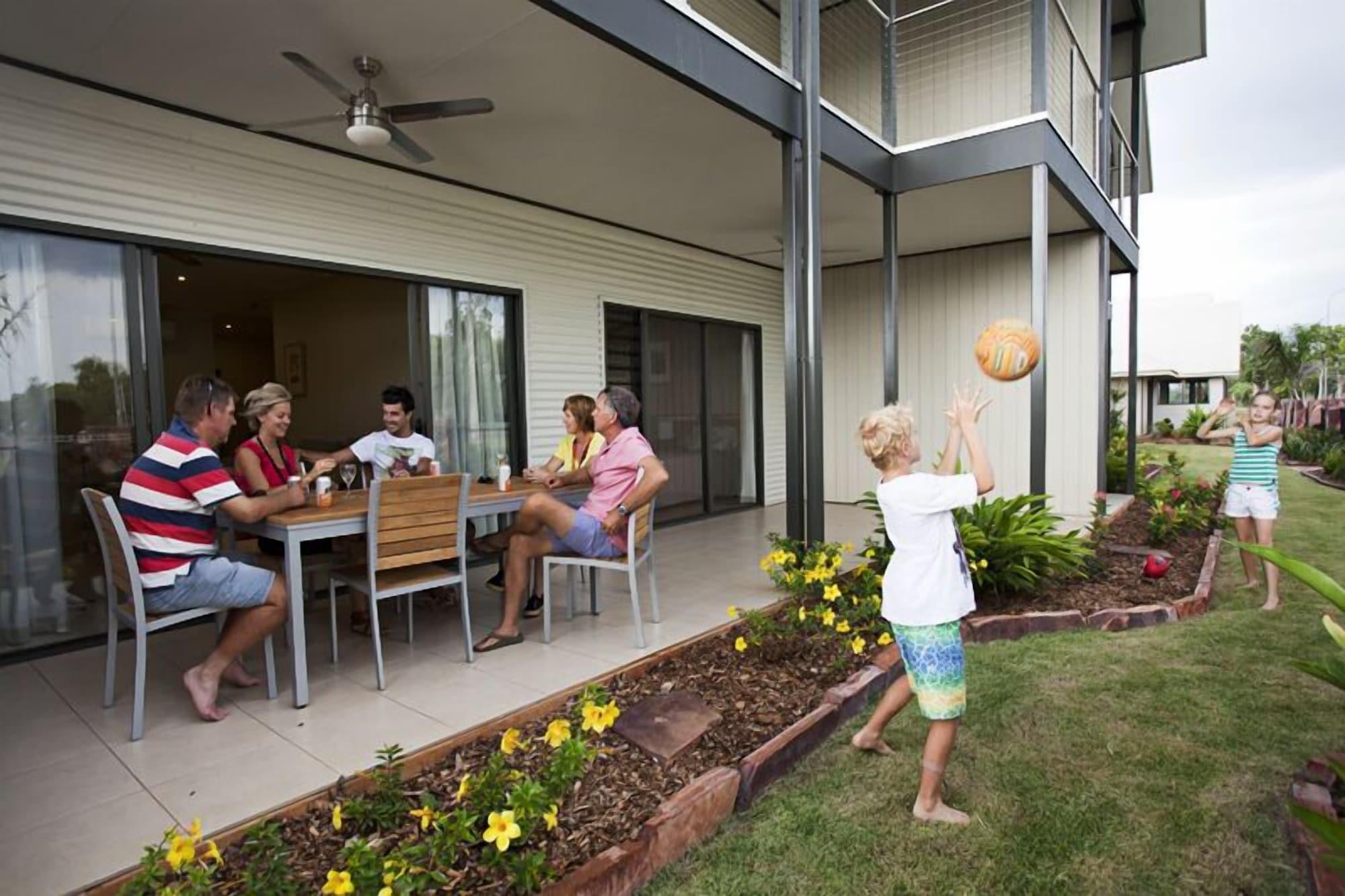 Freshwater East Kimberley Apartments Кунунарра Экстерьер фото