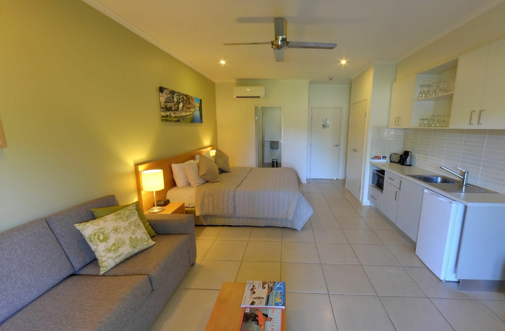 Freshwater East Kimberley Apartments Кунунарра Экстерьер фото